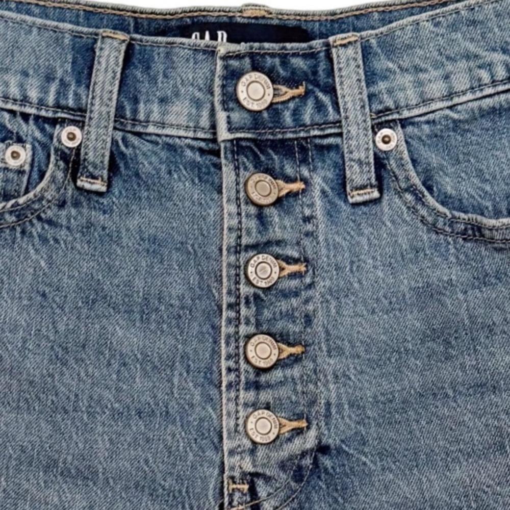 Gap High Rise Cheeky Short Distressed Blue Jean Shorts 2/26 - Picture 2 of 10